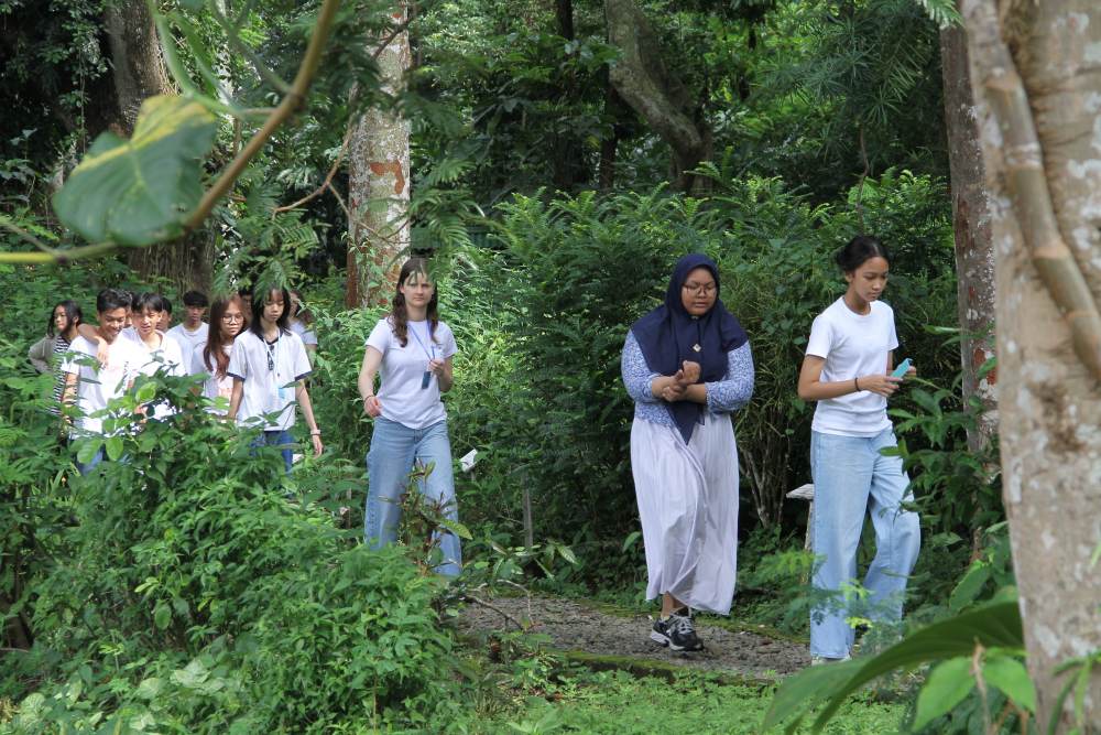 Dari Alam ke Aksi Sosial: Interact Sidoa Campfire 2025 di PPLH Seloliman